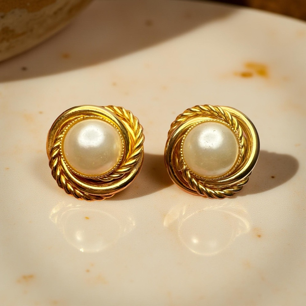 Vintage Gold Tone Braided Rope Faux Pearl Pierced Stud Earrings 80s